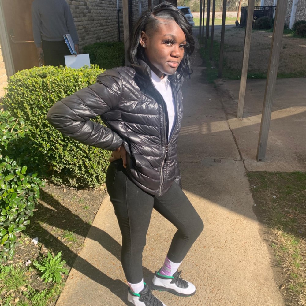 Meet your Posher, Lexi